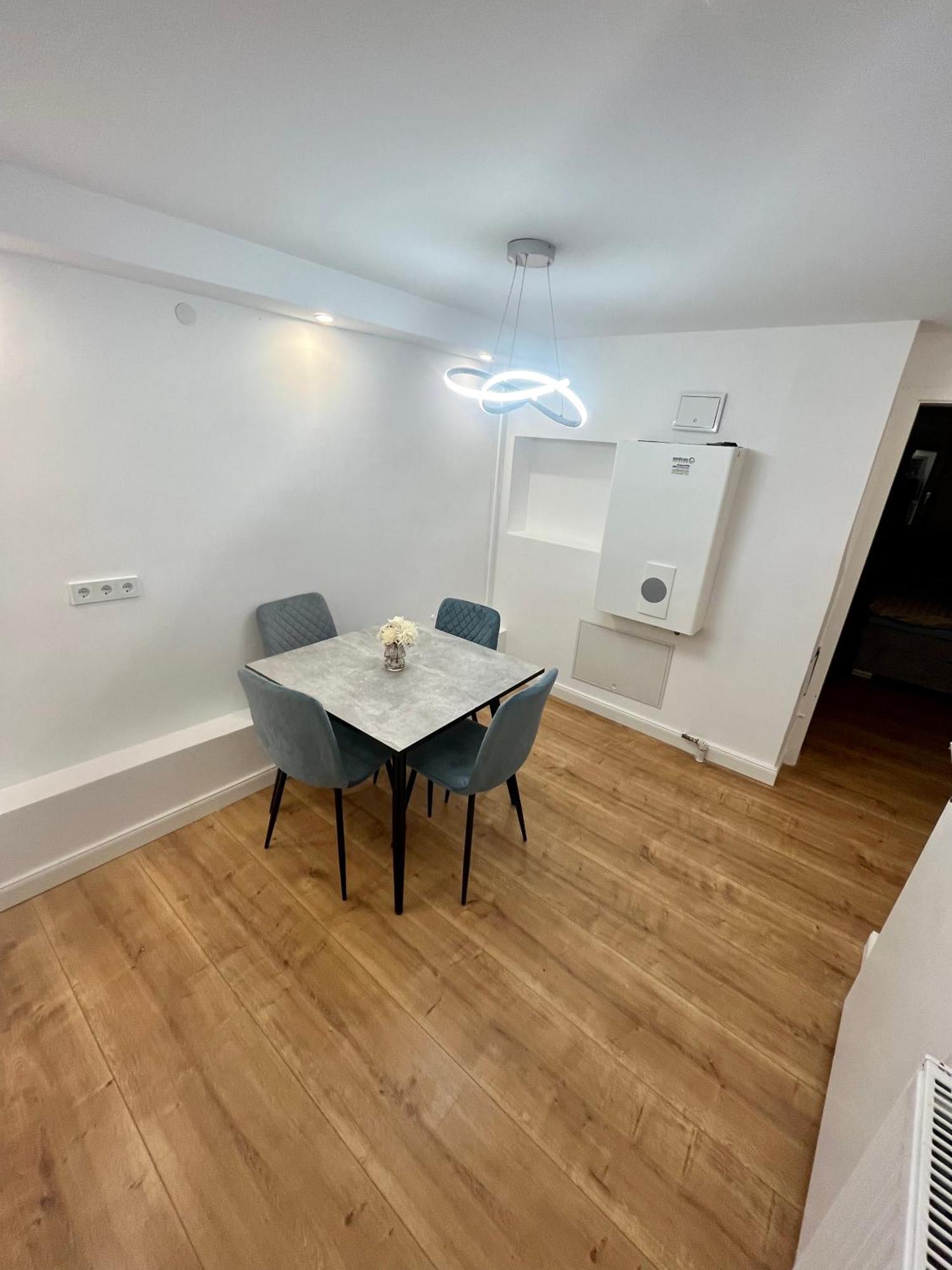 Appartamento Gemuetliches Ferienhaeuschen Neumünster Esterno foto
